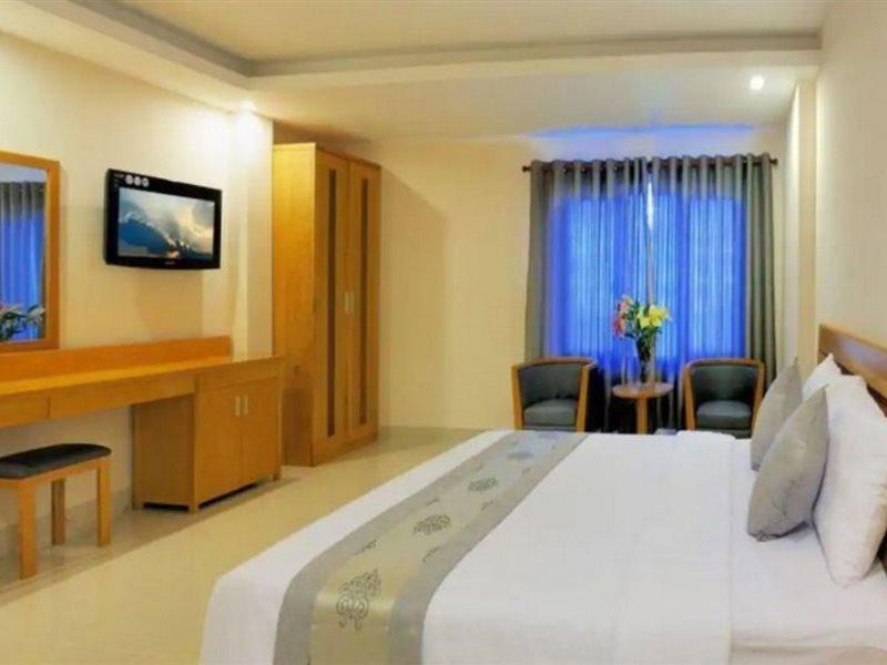 U And Me Hotel Tan Phong Екстериор снимка